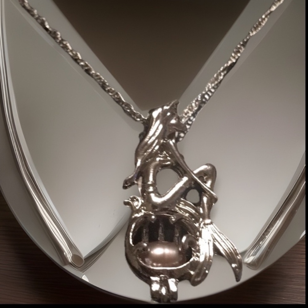 Mermaid Sterling Silver W/SaltWater Pink Pearl Locket On A Stamped925 Necklace